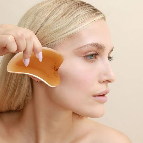 Gua Sha relaxation éclat en résine – adorée beauté shop