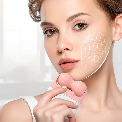 Résultat peau éclatante après utilisation rouleau massage facial quotidien