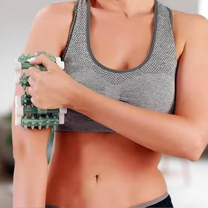 Rouleau massage du bras pour détente musculaire