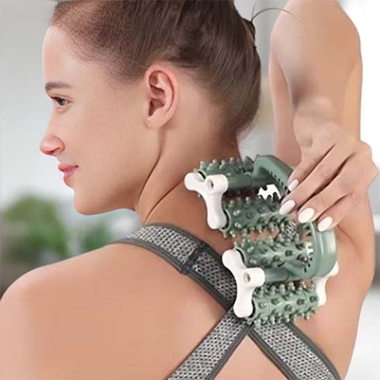 Rouleau massage du dos pour relaxation musculaire adorebeaute.com